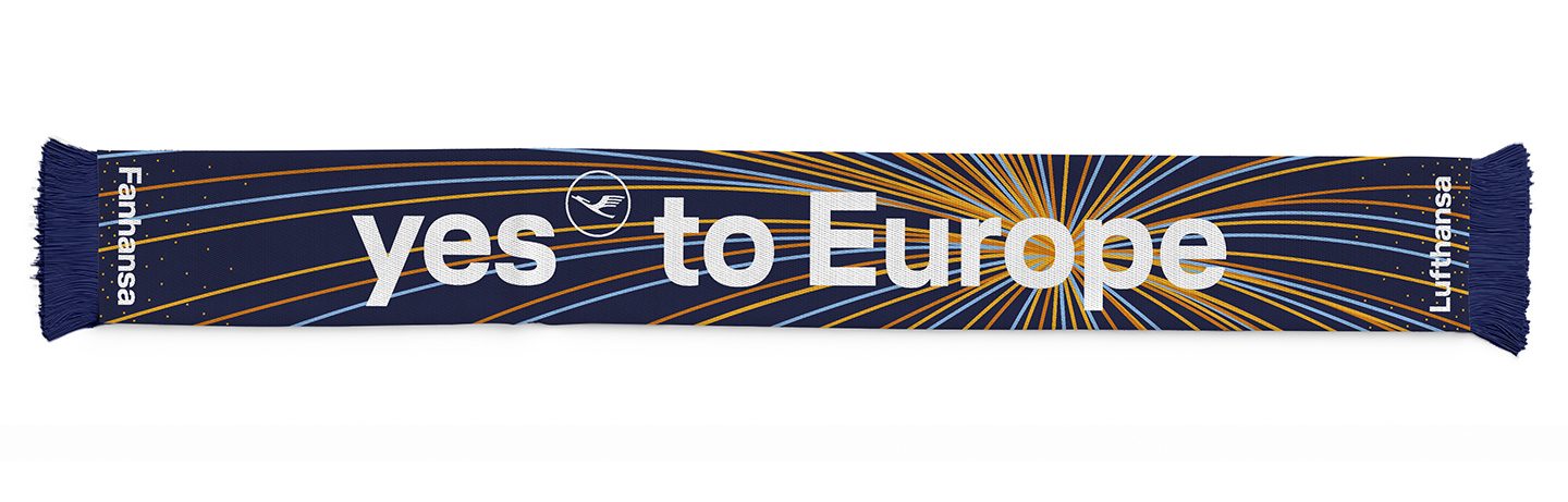 Lufthansa fan scarf with the large slogan “yes to Europe”.